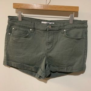 Else Women’s Shorts - Size 31